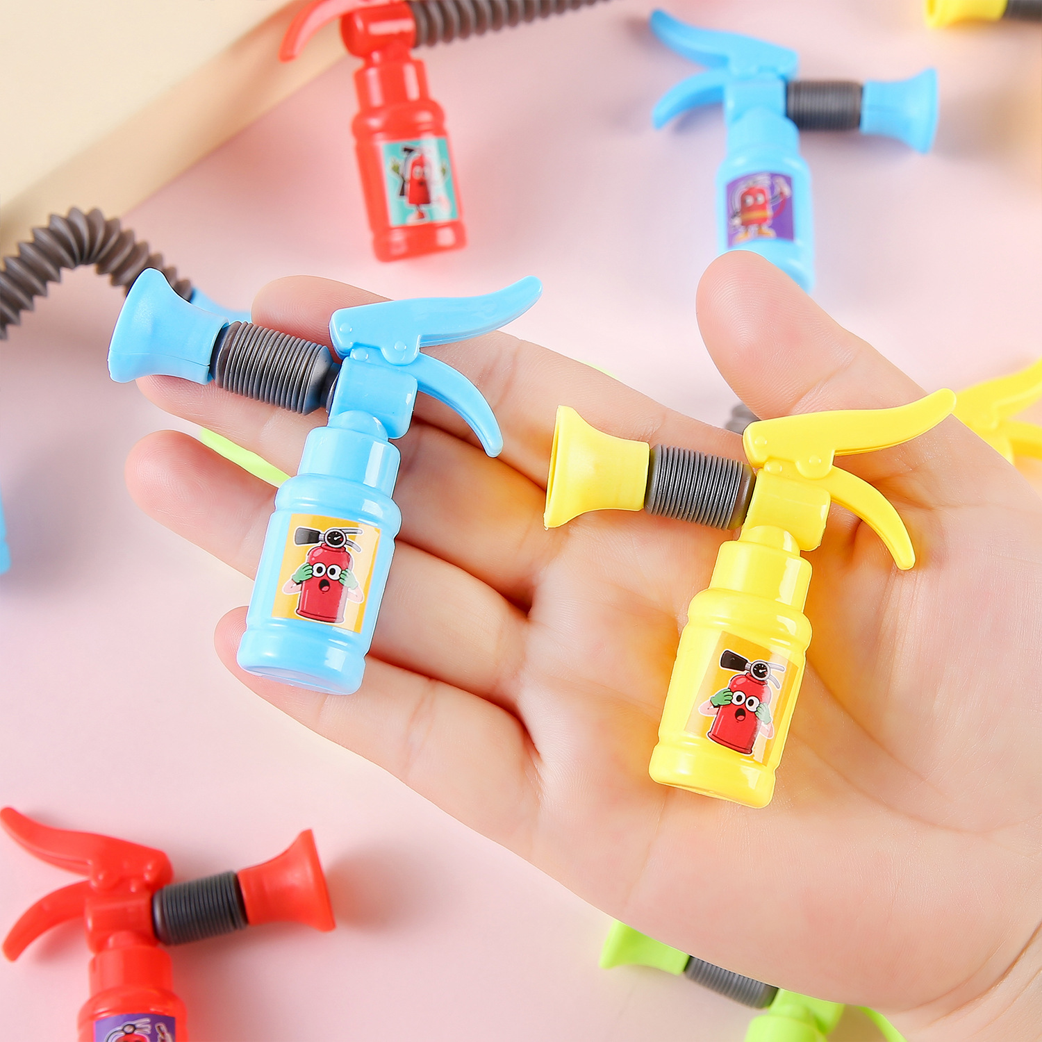 Creative stretchable mini fire - Fire Extinguisher Small บทวิจารณ์และราคา