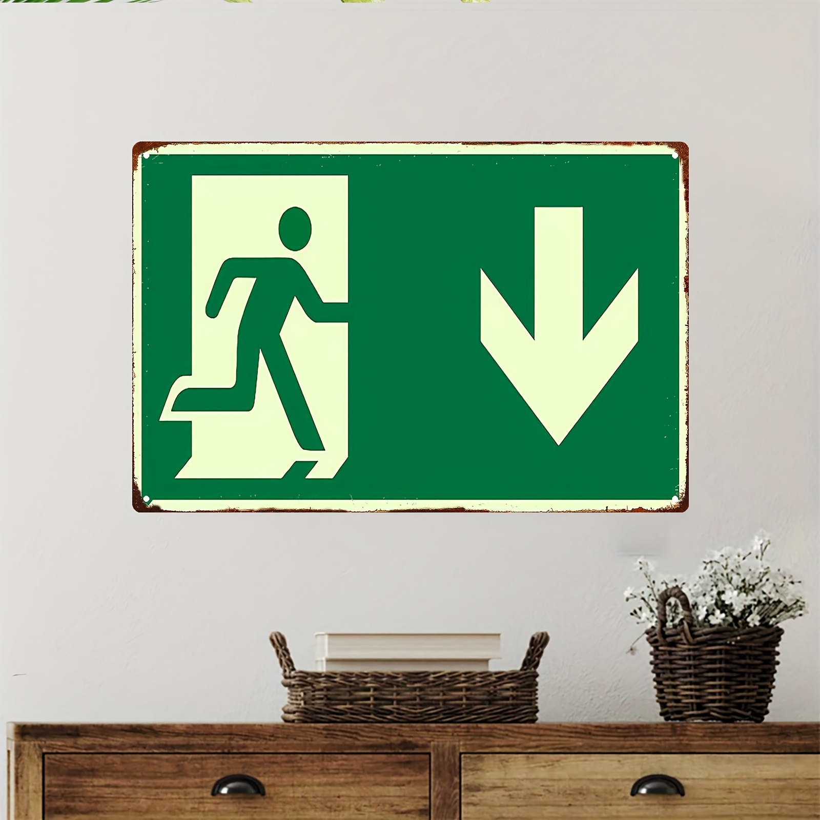 2D Vintage Metal Iron Sign | P - Emergency Exit Sign บทวิจารณ์และราคา