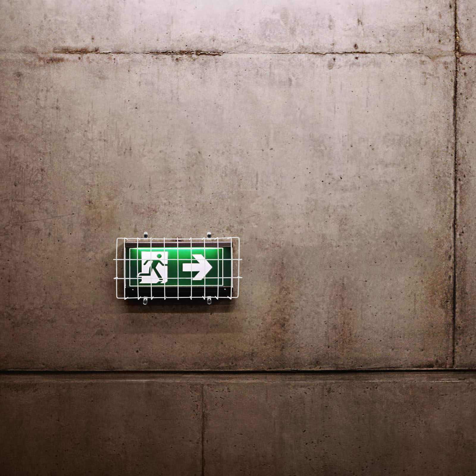 Heavy Duty Metal Exit Sign Pro - Emergency Exit Sign บทวิจารณ์และราคา